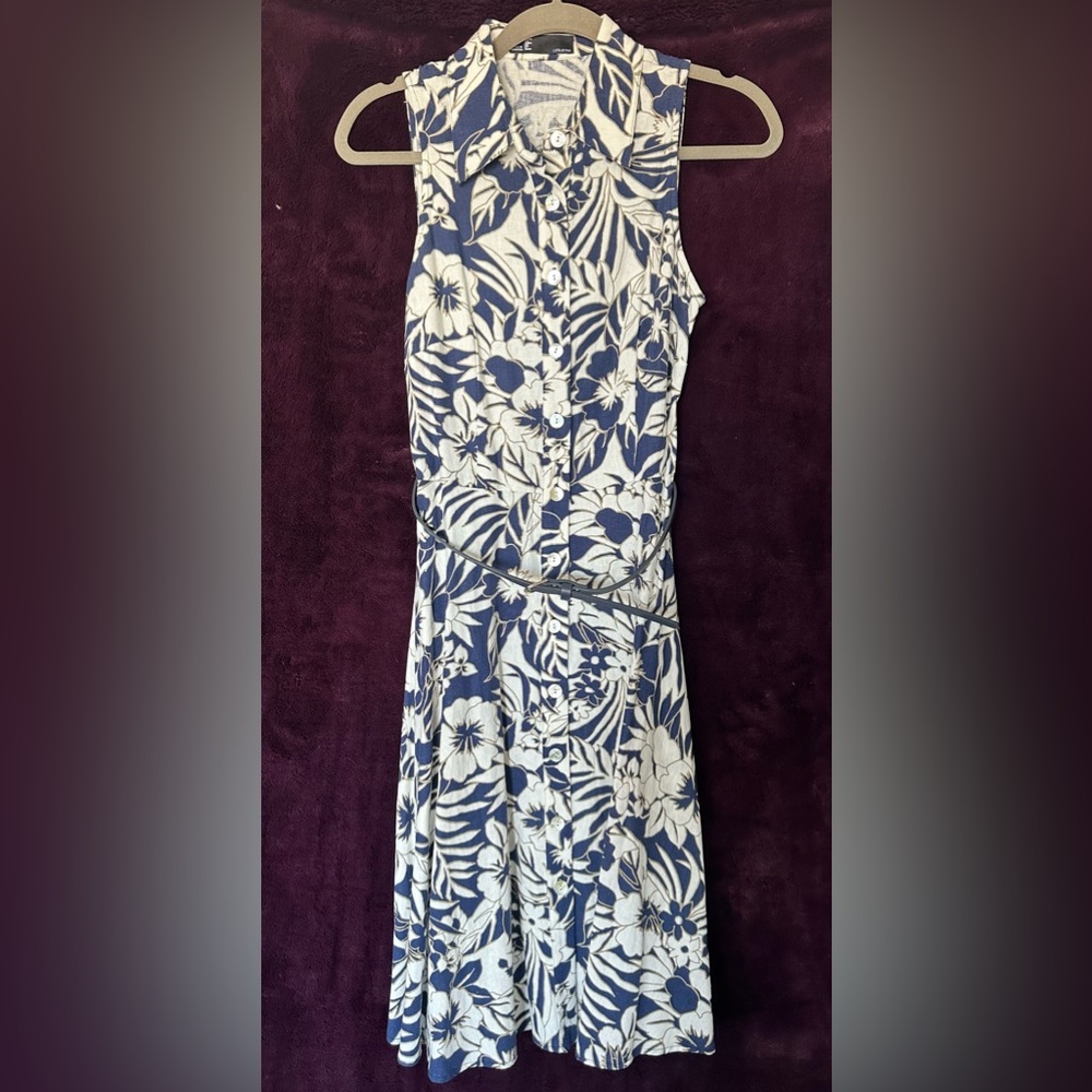 Leslie Fay Tropical Sleeveless Button Dress with Belt- D52